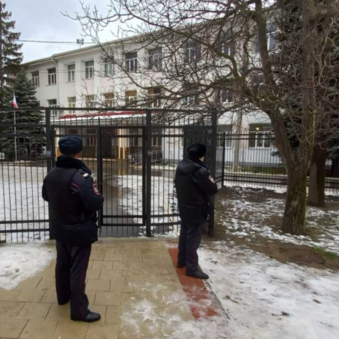 Будет нападение на брянск. Стрельба в Брянской школе. Стрельба в Брянской гимназии. Гимназия 5 Брянск стрельба. 7 Декабря Брянск школа стрельба