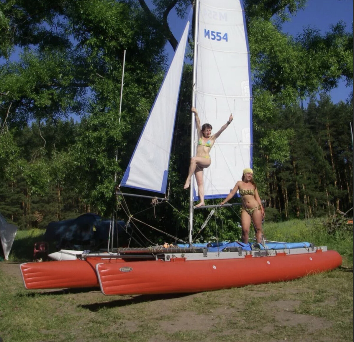 фордак крепление вант к поворотной мачте парусного катамарана. котоярви катамаран. парусный катамаран тритон тайфун. под гиком. парус для байдарки таймень.