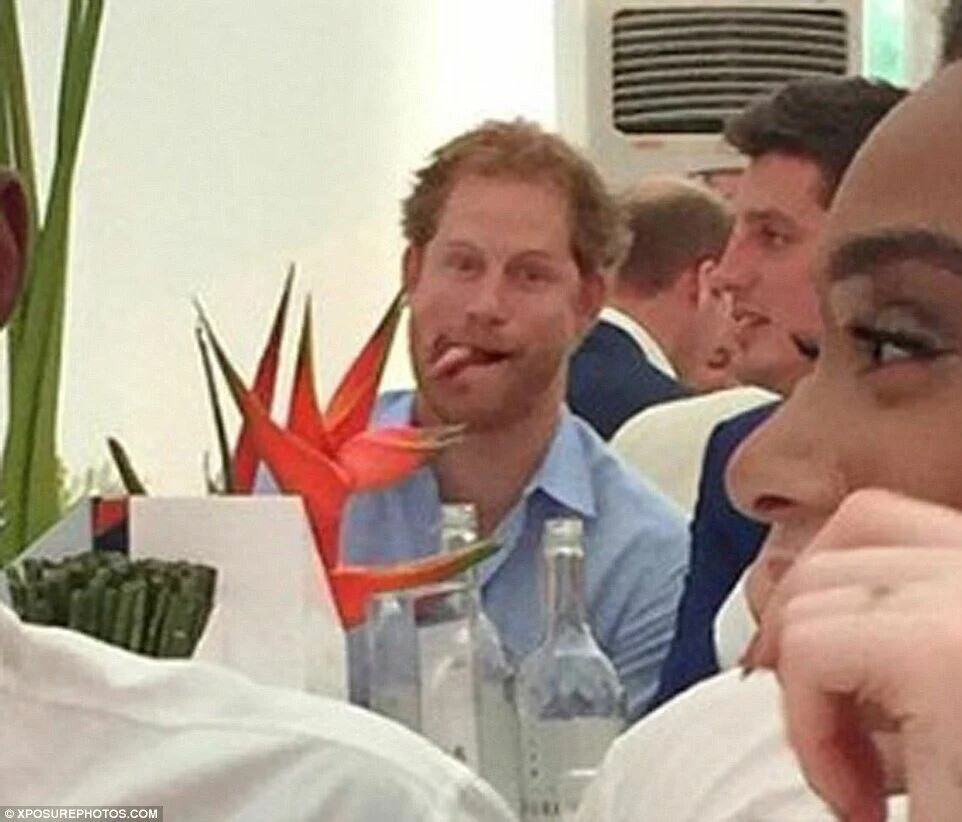 У Кэрри Роял не получится шантажировать принца Гарри. Кэрри Роял ...