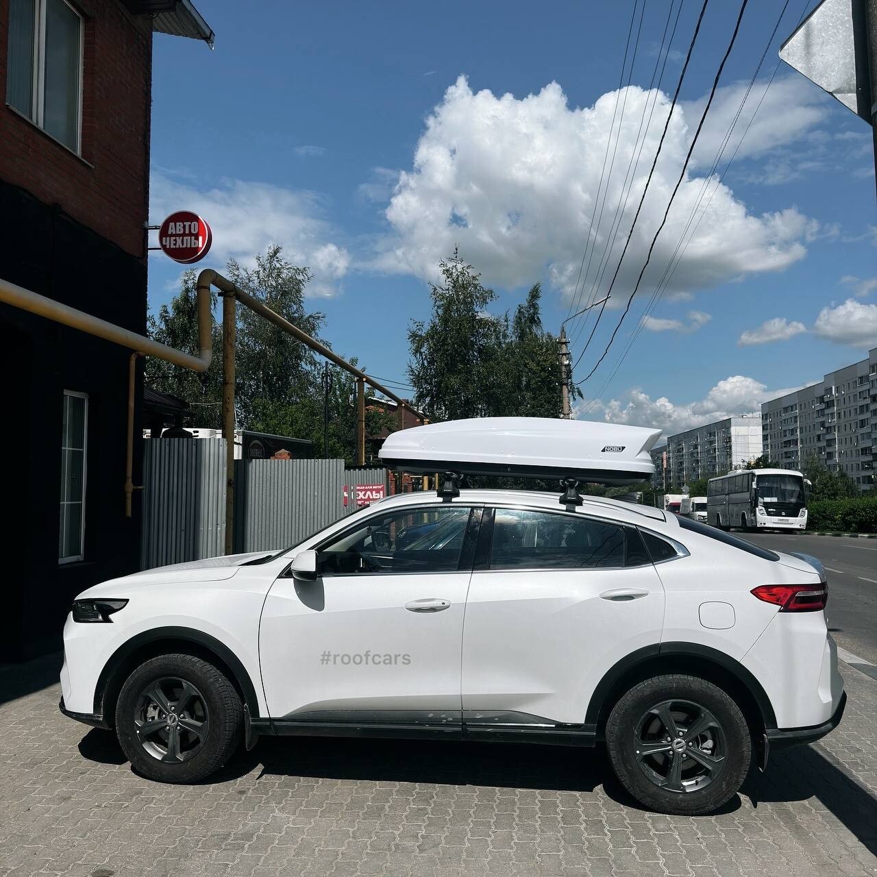 Установка багажника и автобокса 430л на Haval F7x в Туле