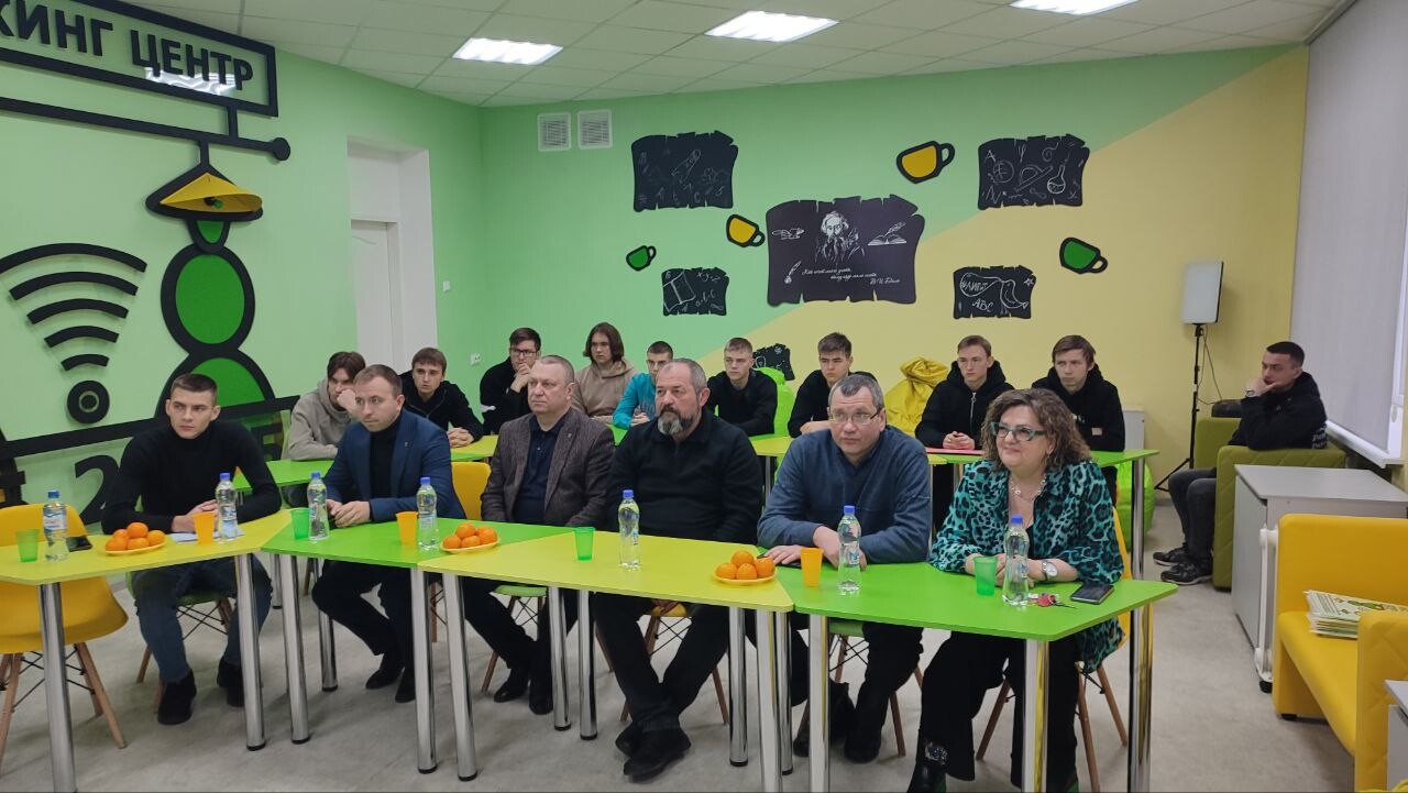 https//avatars.dzeninfra.ru/get-zen_brief/271828/pub_674e0f50cf1eb8124d372eae_674e0f52fc6dc54d5e3a53a9/scale_2400