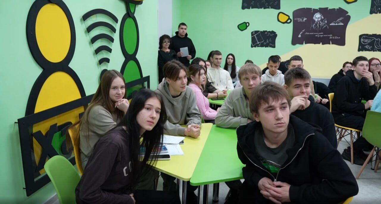 https//avatars.dzeninfra.ru/get-zen_brief/271828/pub_679509ae59c93d3a52c2e0_679509b7f39cc006a2eac39f/scale_2400