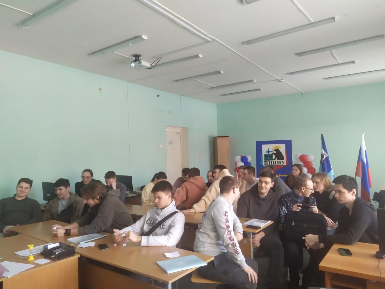 https//avatars.dzeninfra.ru/get-zen_brief/271828/pub_67a536eaeaa26fa8e925f1_67a537eaeaa26fa8e925f8/scale_2400