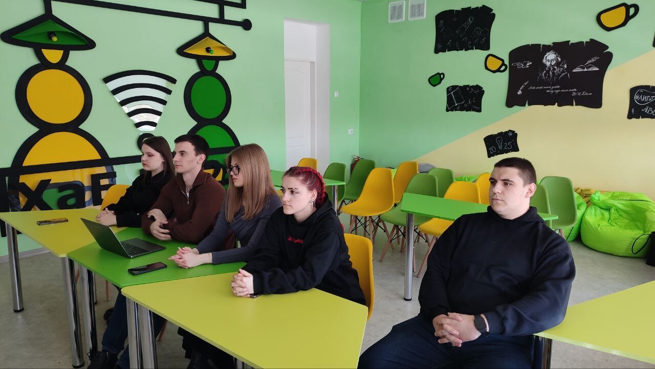 https//avatars.dzeninfra.ru/get-zen_brief/271828/pub_67b8d36be4fc402e2ee3f191_67b8d36d54c21f62d6906e7d/scale_2400