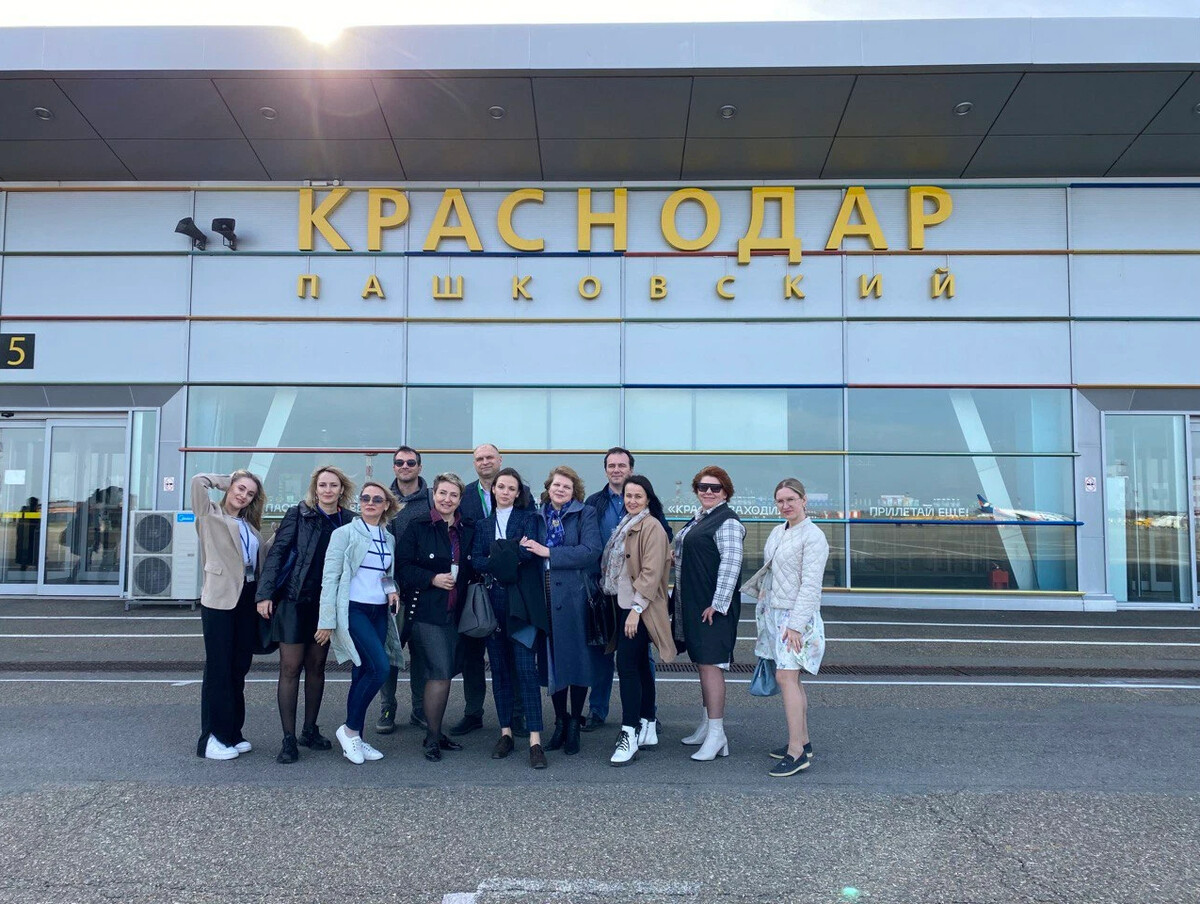 Работает ли краснодарский аэропорт. Международный аэропорт Краснодар. Открыли аэропорт в Краснодаре. Международный аэропорт Краснодар фото. Аэропорт Краснодар когда откроют.