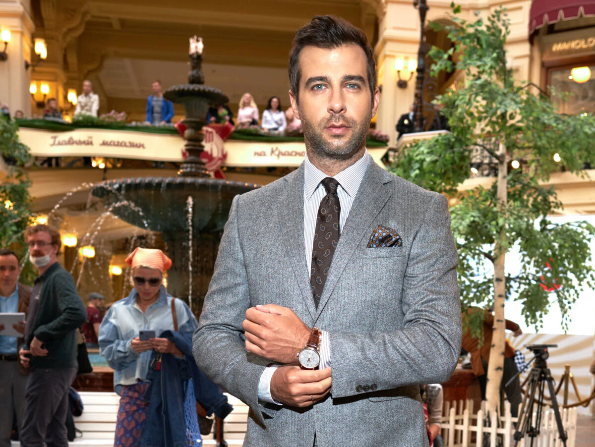 Иван ургант фото 2022. Иван ургант. Где сейчас ургант 2023 год. Ургант щетина. Ургант.