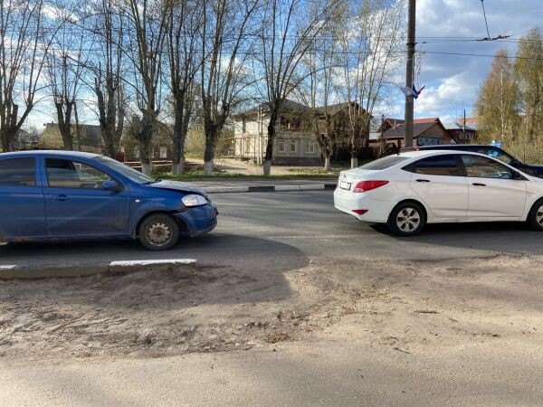 Дзен новости беларуси происшествия сегодня. Дзен новости беларуси происшествия сегодня. Авария в гаврасаде ивановской области. Наезд на пешехода 07. Порча имущества в сизо.