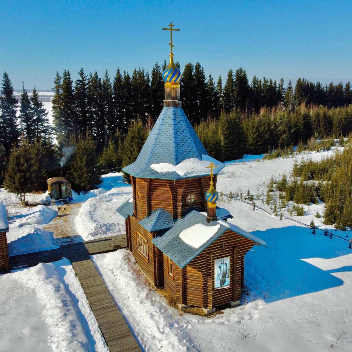 Манское Белогорье Красноярский край. Церковь Михаила Выборгский район. Манский район Красноярского края. Церковь Михаила Архангела в Шемуршинском районе.