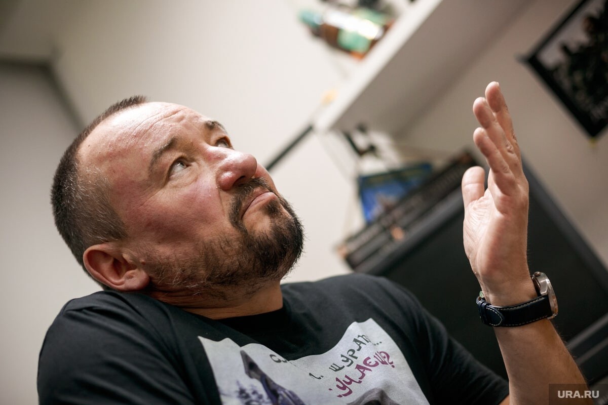 Ведущий сергей соседов. Музыкальный критик сергей. Сергей соседов. Сергей соседов. Телеведущий сергей соседов.