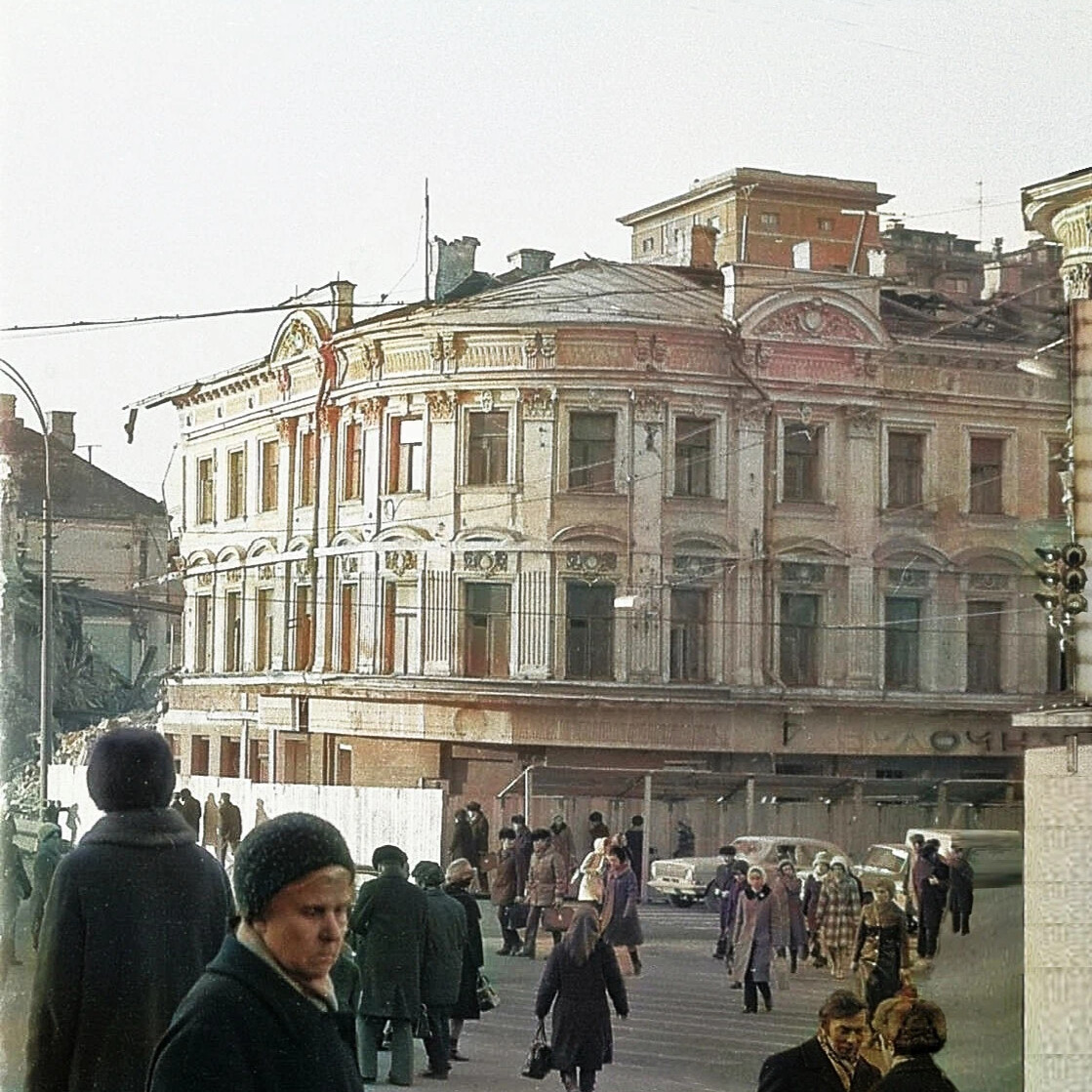 Фото тургеневской площади