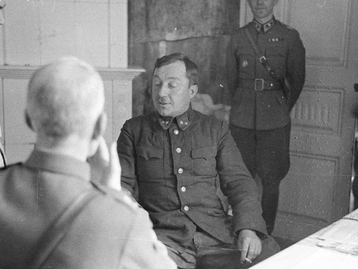 Генерал 1941 фото На этих фотографиях пленный командир 43-й стрелковой дивизии, генерал-майор. Зел