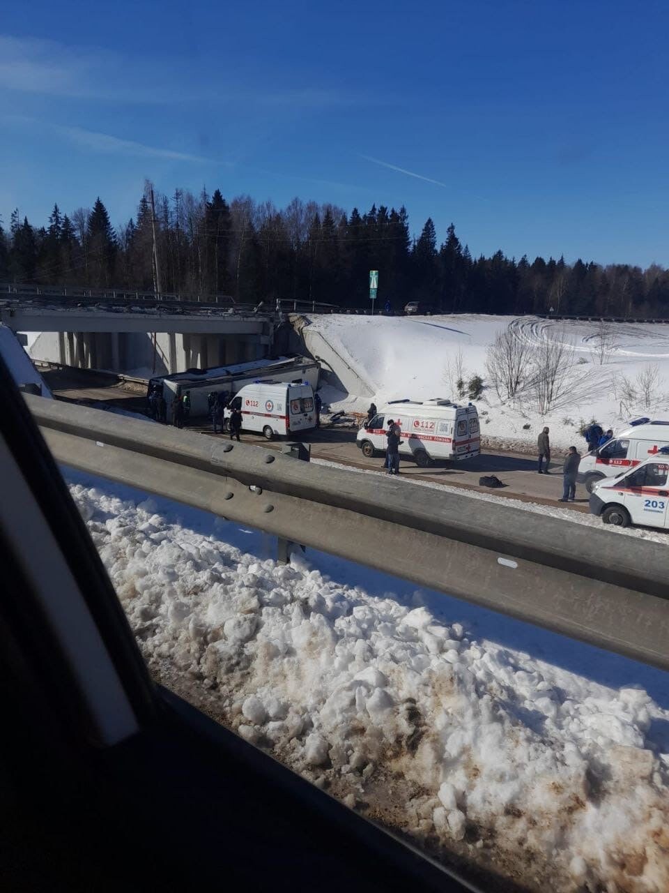 ельцин упал с моста в реку