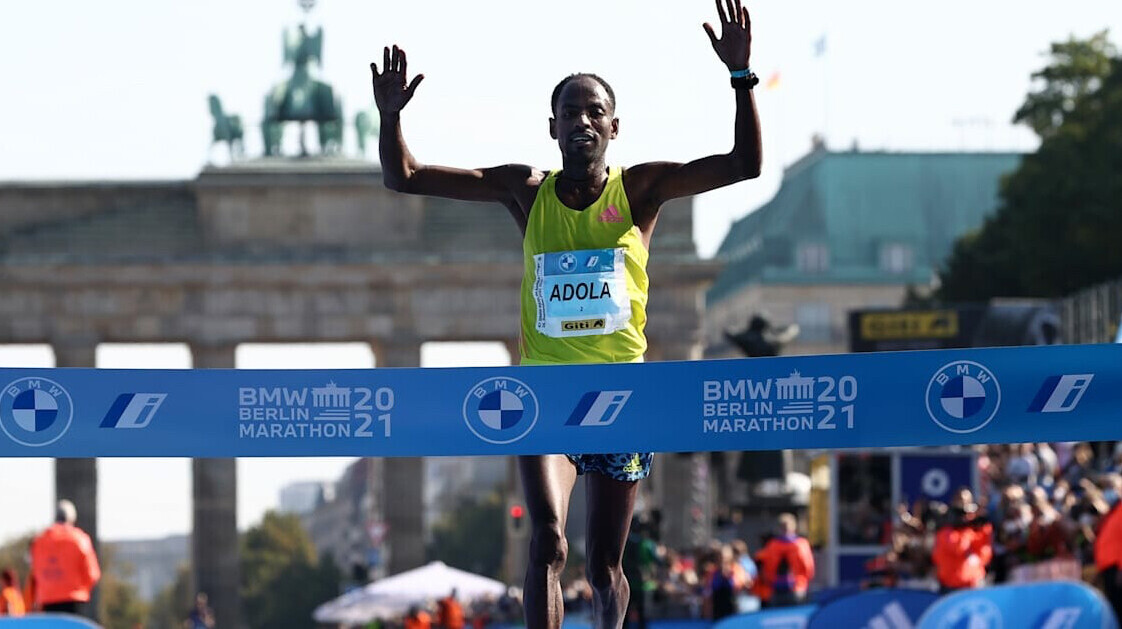 Результаты в берлине. BMW Berlin Marathon 2022. Berlin Marathon qualifying times.