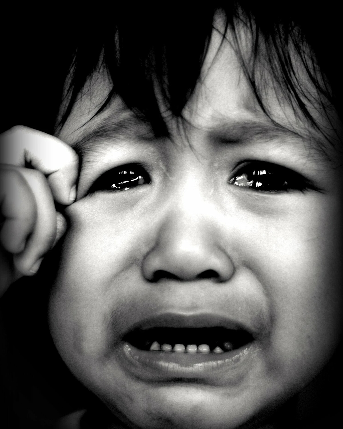 Душераздирающий взгляд. Depression health. Listen or hear разница. How to discipline without yelling at kids. Listen without to.