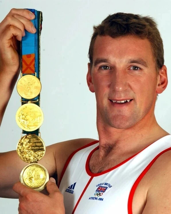 10 кратный чемпион. 10 кратный чемпион. 10 кратный чемпион. Десятикратный олимпийский чемпион. 10 кратный чемпион.