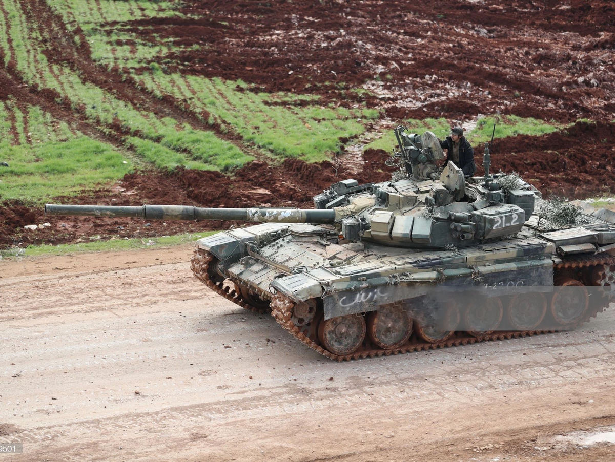 Захваченный российский танк. Т90 танк сирийской армии. Т-90 В Сирии. Танк т 90 штурм. Танк т-90м в Сирии.