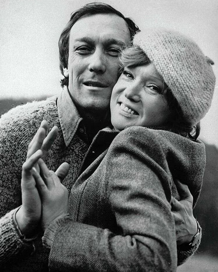 Полеты во сне и наяву фильм 1982. Олег янковский полеты во сне и наяву. Полеты во сне и наяву роли. Фильм полёты во сне и наяву людмила гурченко и олег янковский. Полеты во сне и наяву роли.