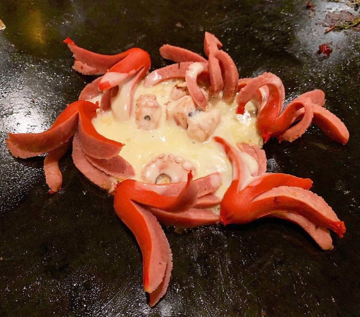 фрэнк баста бургер. чафнотта по-сицилийски. Adria mare ресторан преображенская. суши из осьминога. осьминог роллы ижевск.