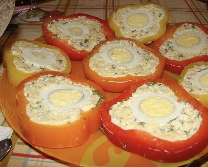 Фаршированные перцы с сыром и фото