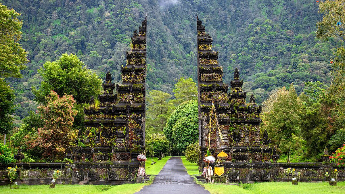 Храм Pura Puseh Убуде