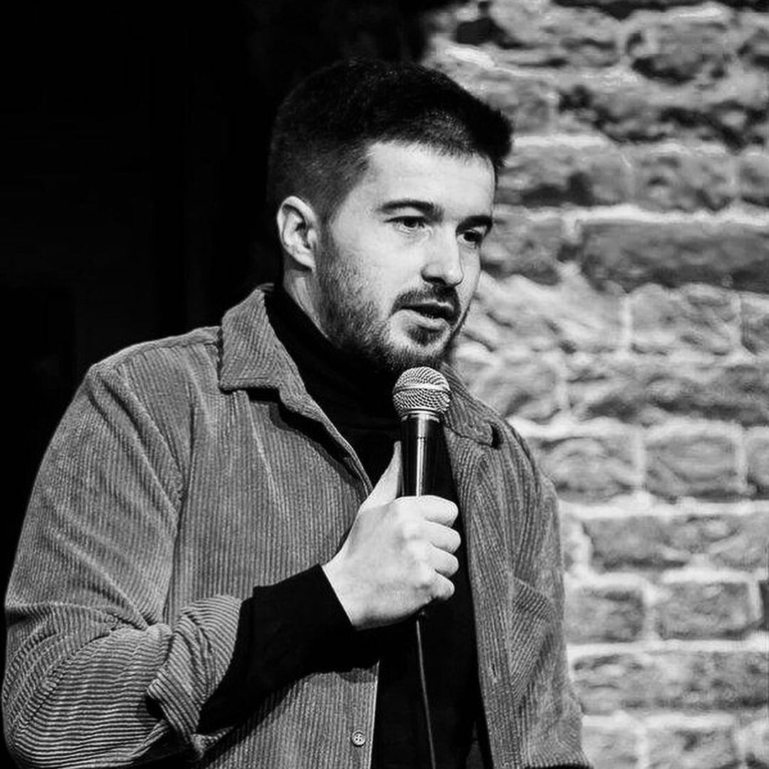 Still standup moscow