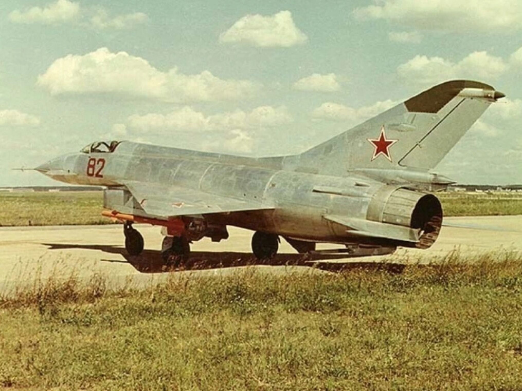 Выставка образцов самолетов