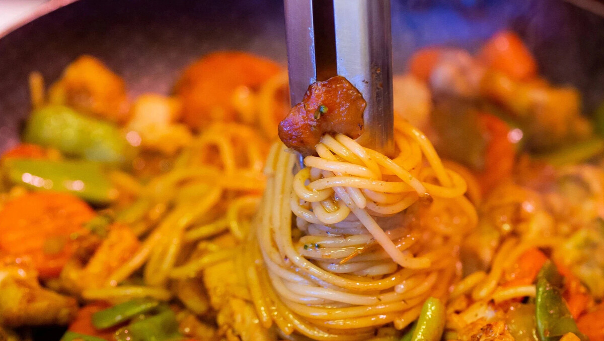 Cook tasty. Fry pasta. Tasty для вкусных моментов. Mi Stir. Stir raqami