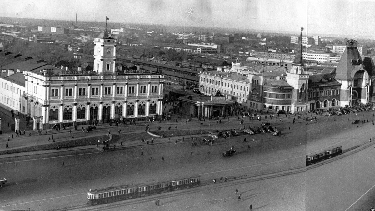 Фотография на комсомольской площади