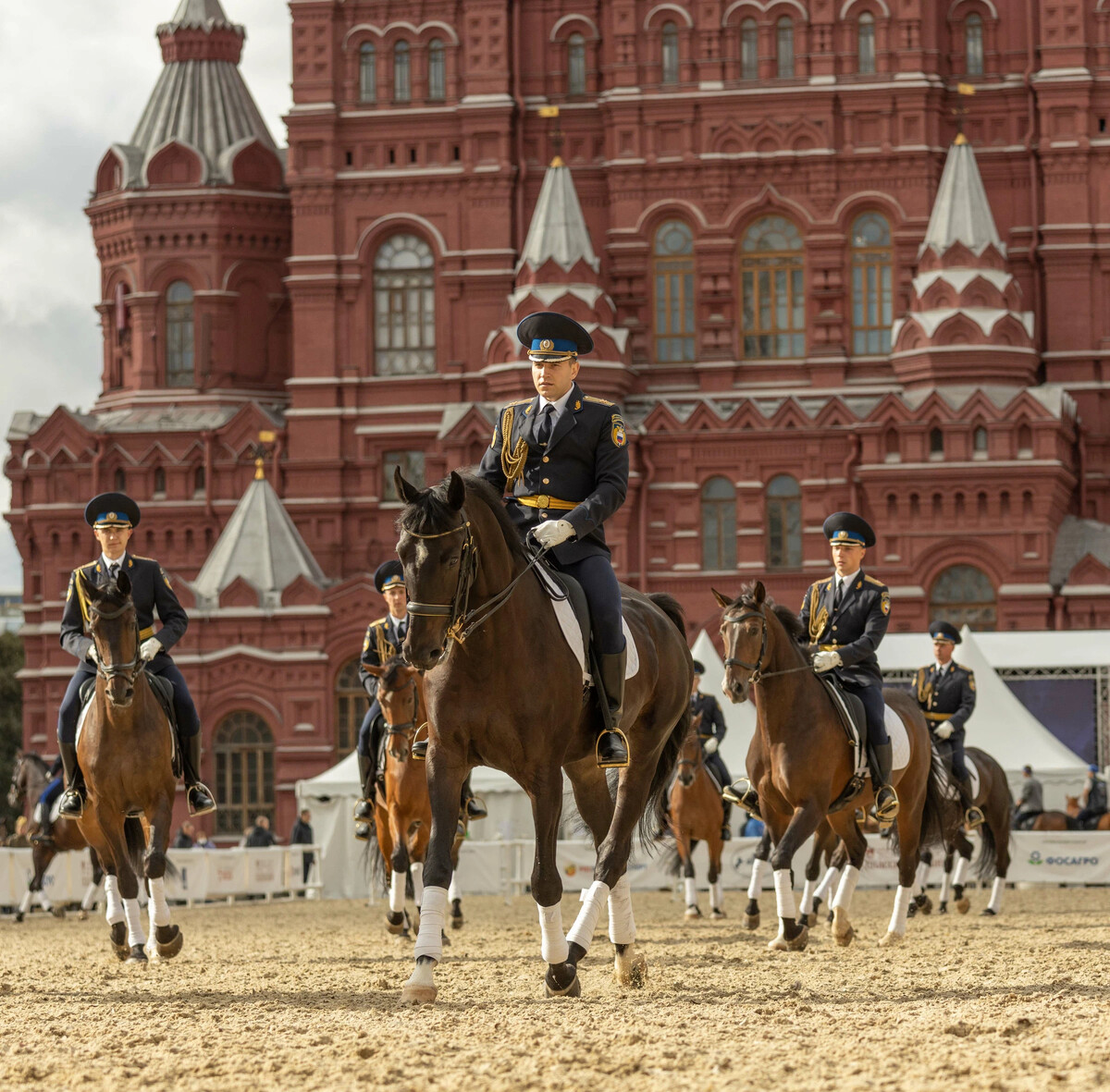 ВДНХ Спасская башня 2022 президентский полк