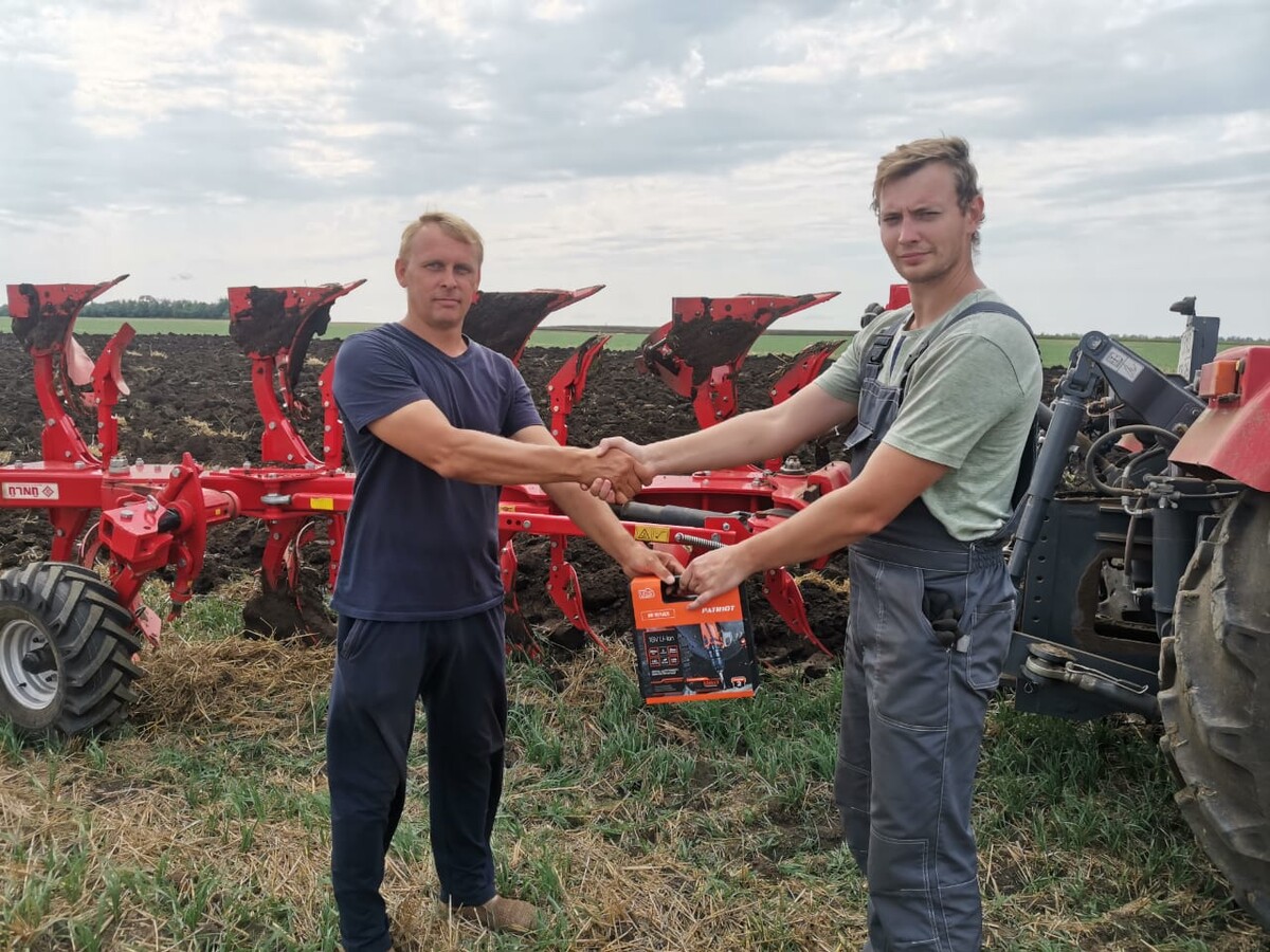 сеялка agromaster planter d6. прицепной опрыскиватель projet duke 3200. агротехника юг. оренбургские аграрии. агротехника юг.