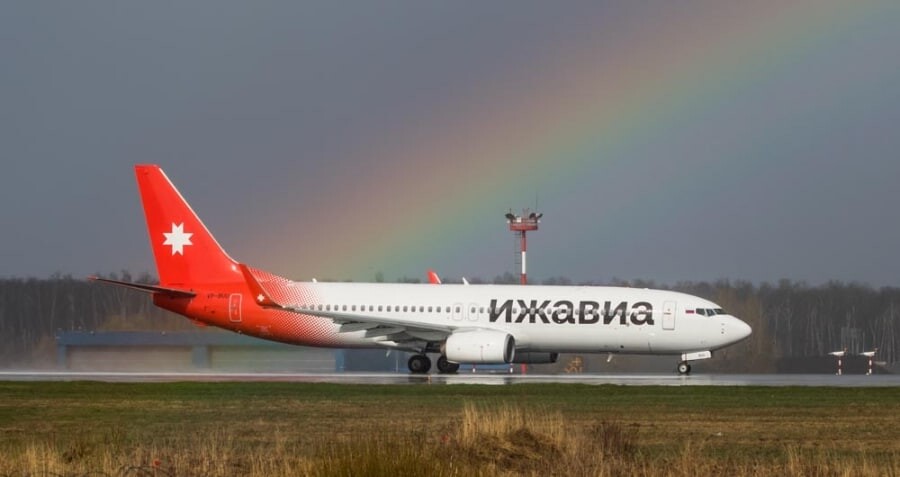 Ижавиа ижевск. Боинг 737 Ижавиа. Самолёт Ижавиа Боинг 737. Ижавиа самолеты Боинг 737-800. Ижавиа Авиапарк самолеты.