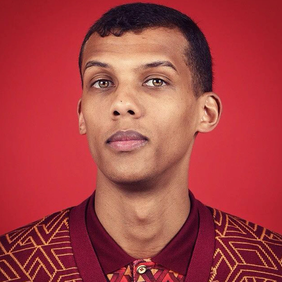 Стромай папаутей. Певец стромай. Стромае Ленфер. Stromae 2022.