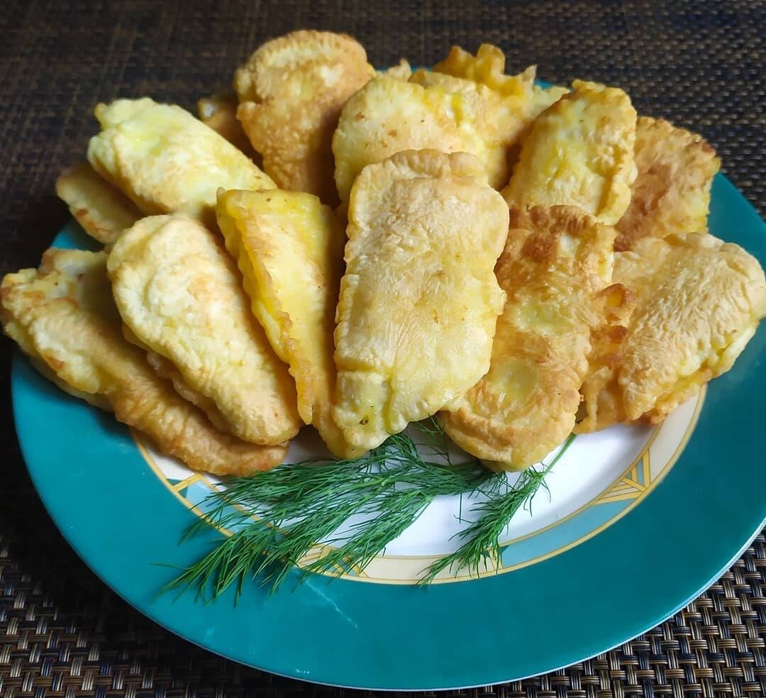 Закуску можна подавати з зеленню або з кисло-солодкими соусами. Food, Recipes, E