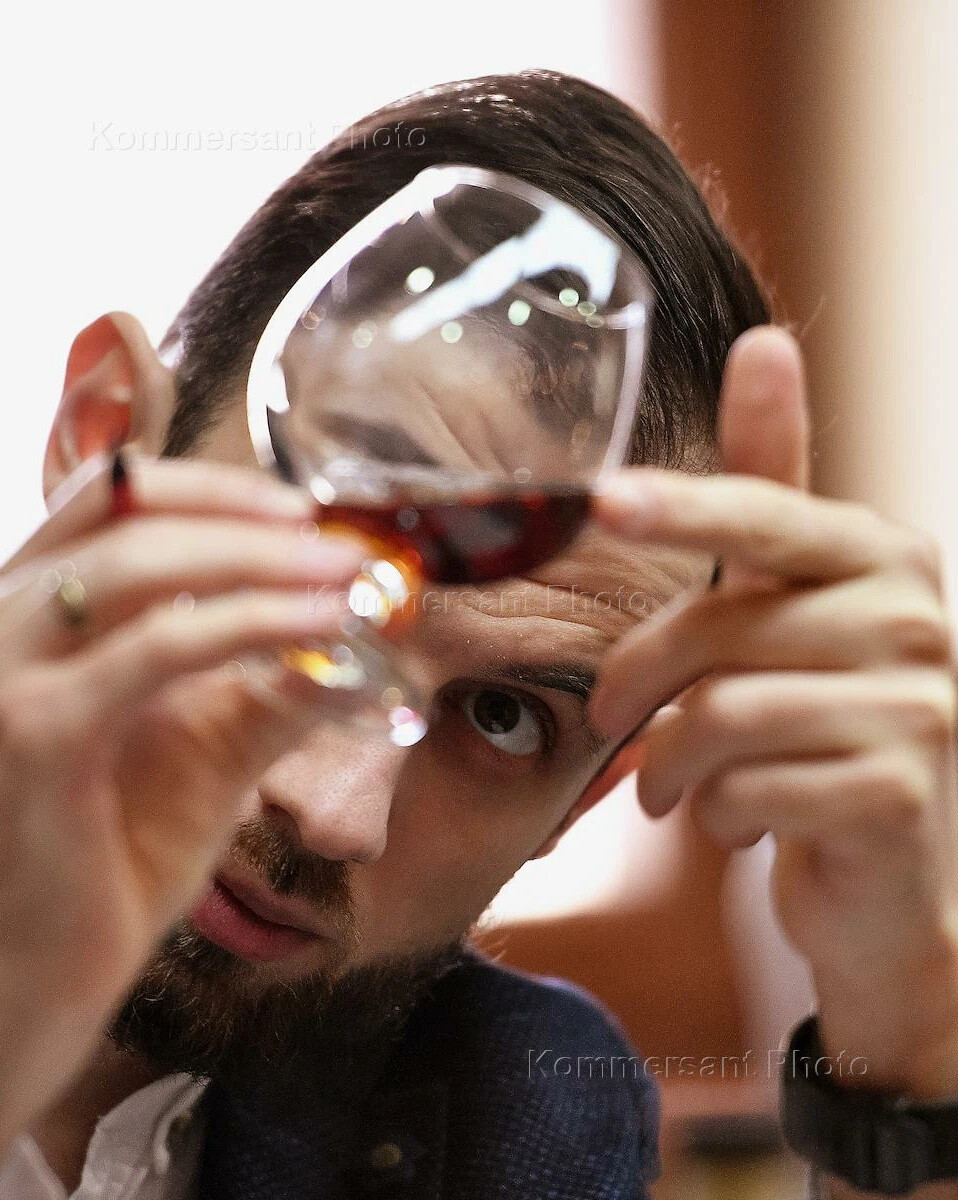 1) В Армении разрешена реклама алкоголя, абсолютно везде, в любом ...