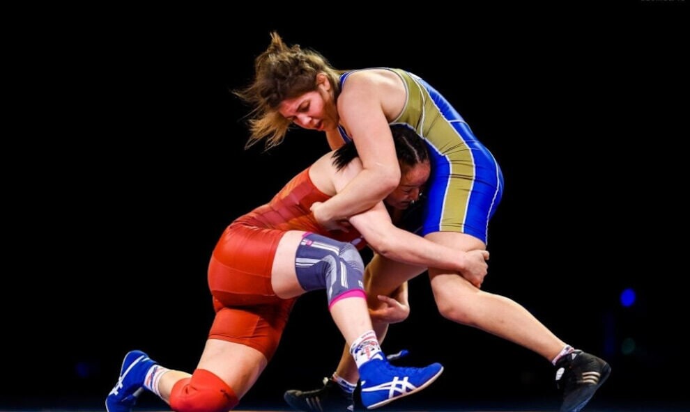 Борьба самбо девочки. Женская вольная борьба. Женская борьба до сдачи. Женская борьба самбо. В борьбе девушки побеждают.