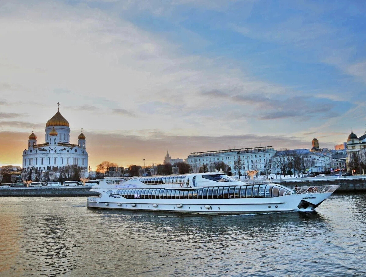 яхты рэдиссон в москве