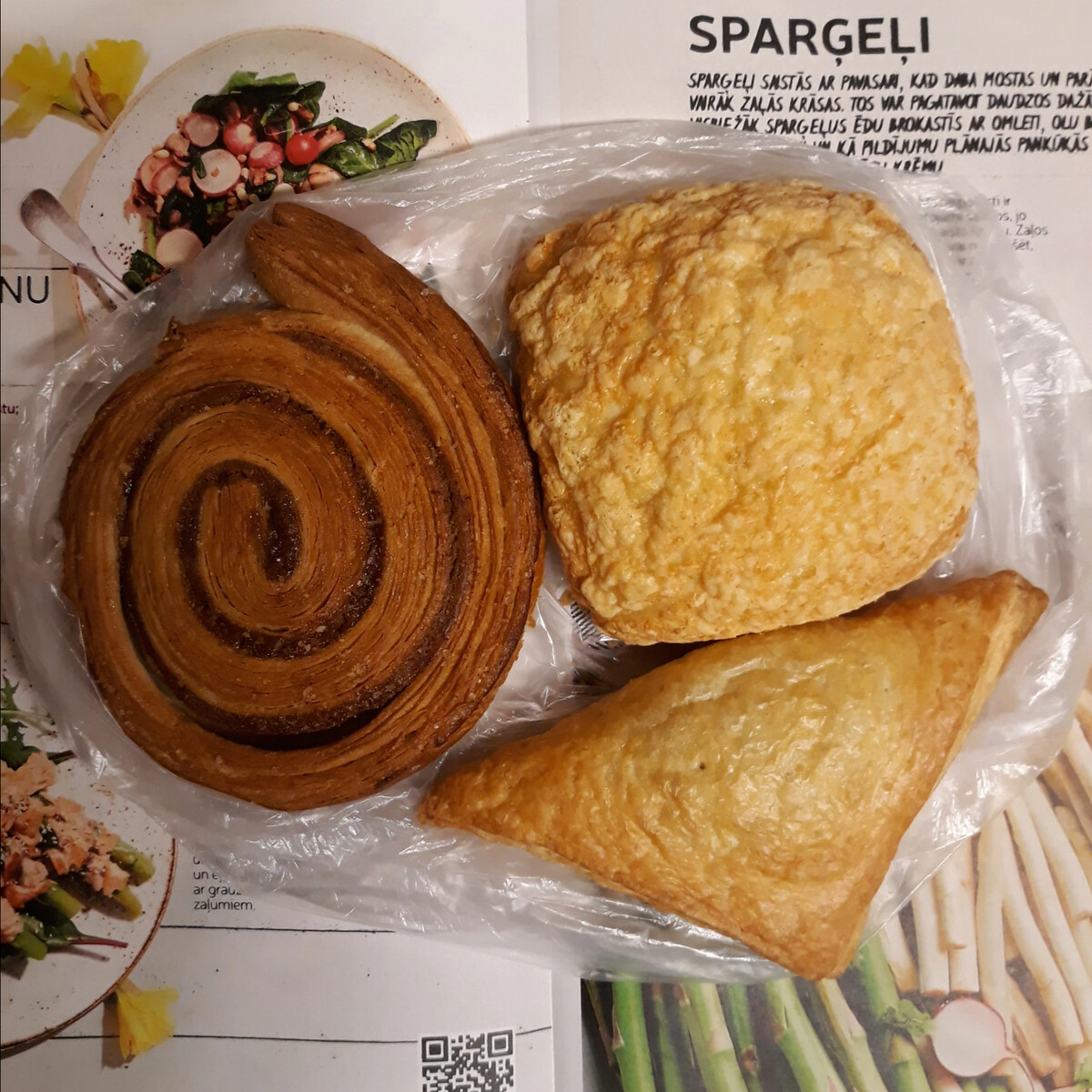 Янтарный отблеск дзен. Янтарный отблеск дзен. Яблочный спас в магазине. Янтарный отблеск дзен. Янтарный отблеск дзен.