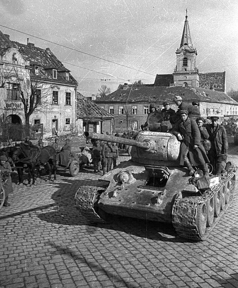 Вена 1945