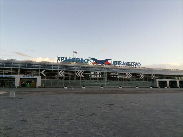 самолёт оренбург новосибирск. рейс калининград оренбург. рейс калининград оренбург. самолет аэропорт калининград. оренбург калининград авиабилеты.