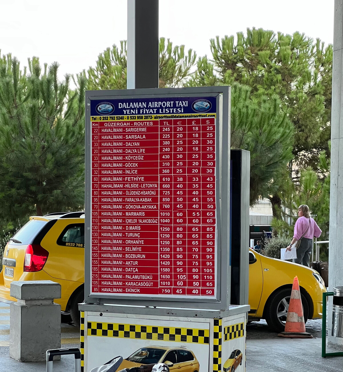 Расстояние кемер каш. Автобусы в анталии. Такси в анталии. Fiat такси в турции. Такси бельдиби анталья.