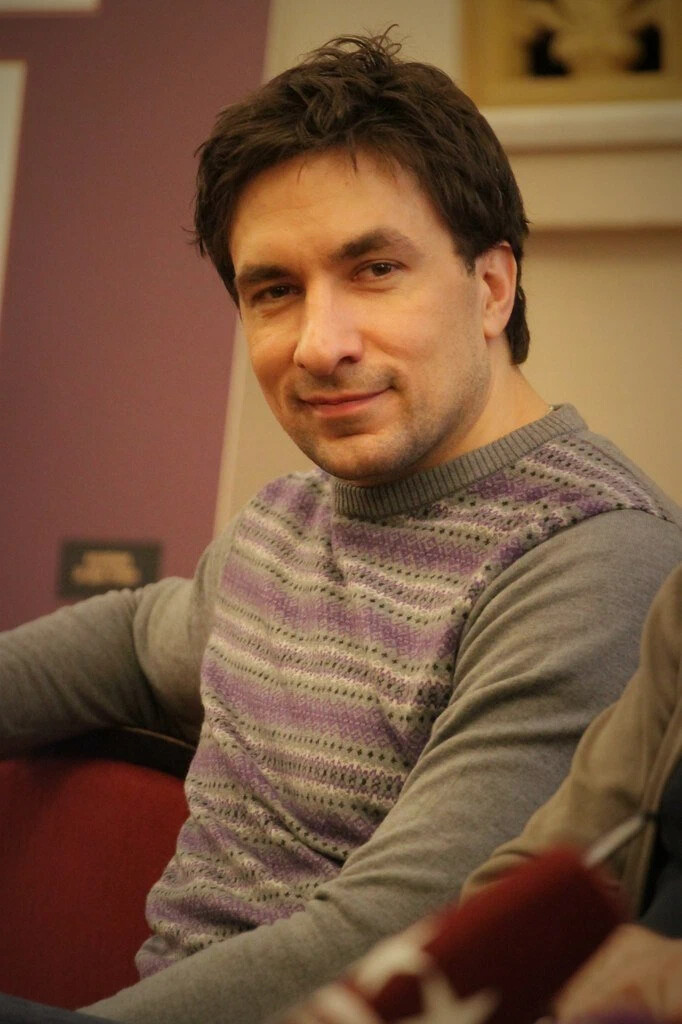 Артист григорий антипенко фото 10 октября появился на свет один из самых любимых российских актеров Григорий. З