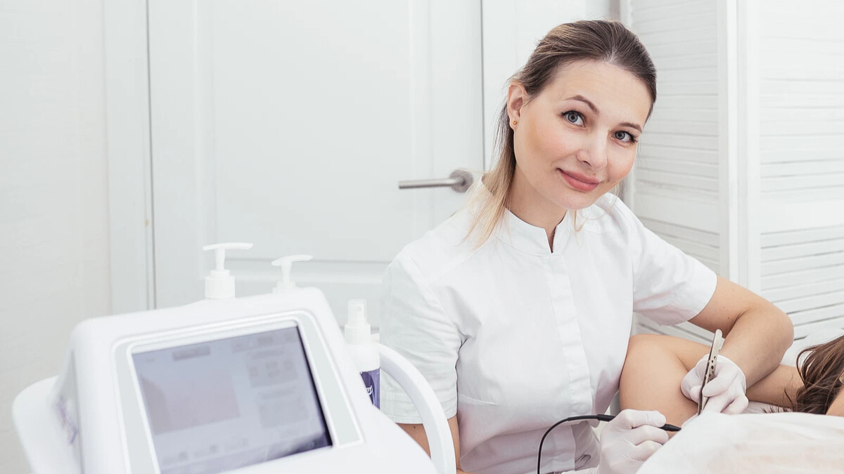 Sugar dream. Sugar doll игрушка кукла. Фотосессия косметолога в фотостудии. Sugar dreams косметика. Sugar dream домодедовская.