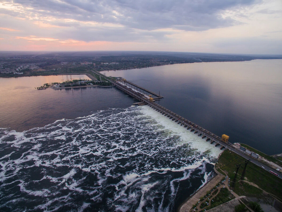Водохранилище на реке за
