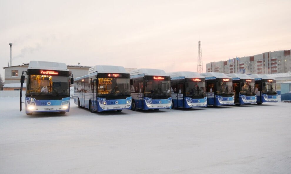 Лиаз на газомоторном топливе. Новые автобусы новый уренгой. Лиаз на газомоторном топливе. Маршрут автобуса 7 новый уренгой. Транспорт нового уренгоя.