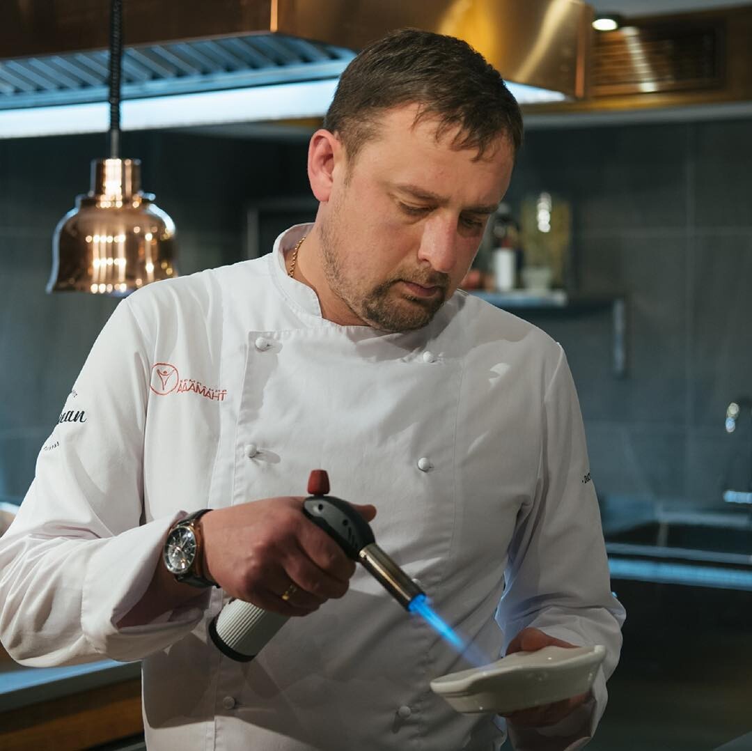 андрей серегин шеф повар. шеф повара крыма. шеф повара крыма. хачатуров эдуард шеф-повар. алексей дыма шеф-повар.