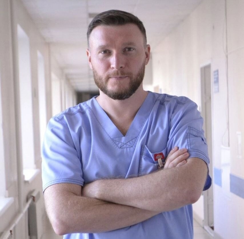 И.о. главного врача Томского онкодиспансера Максим Грищенко одержал ...