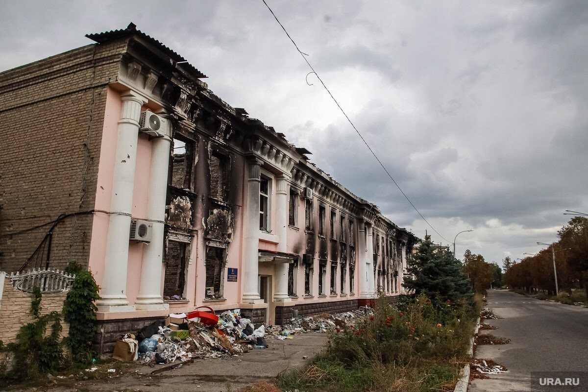 Лисичанск луганская область. Разрушенная Россия фото. Разрушенная Украина. Луганская область война. Луганск фото разрушений.