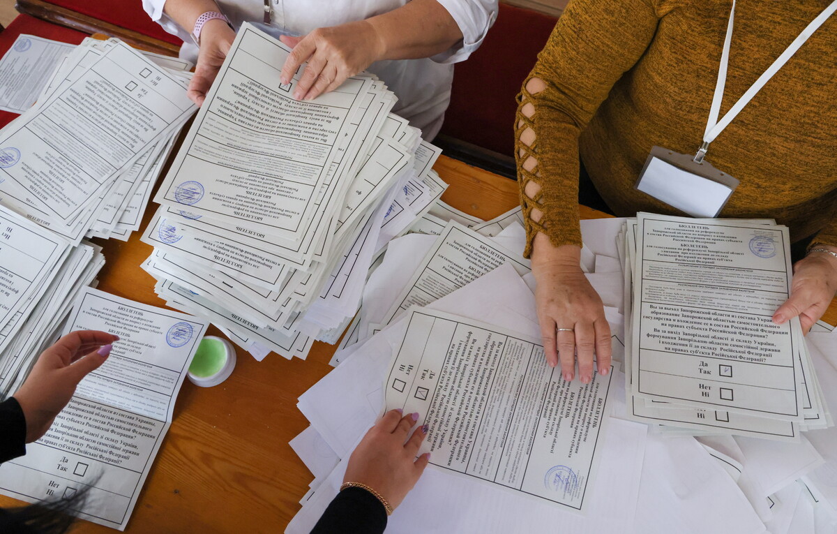 Избирательная комиссия Херсонской области.