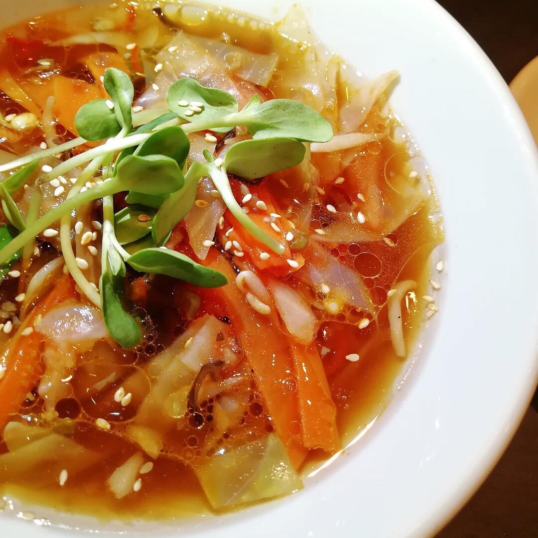 Изакая бар япония. Рамен izakaya. Ку рамен смоленская. Рамен изакая бар москва. Грузинский рамен.