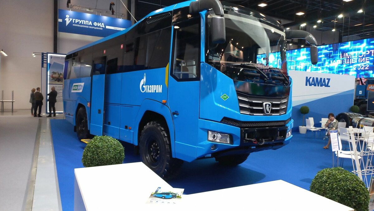 Урал Арктика вахтовый автобус
